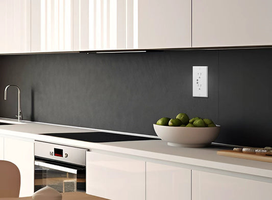 THIRDREALITY Smart Wall Outlet ZW1 installed in a kitchen